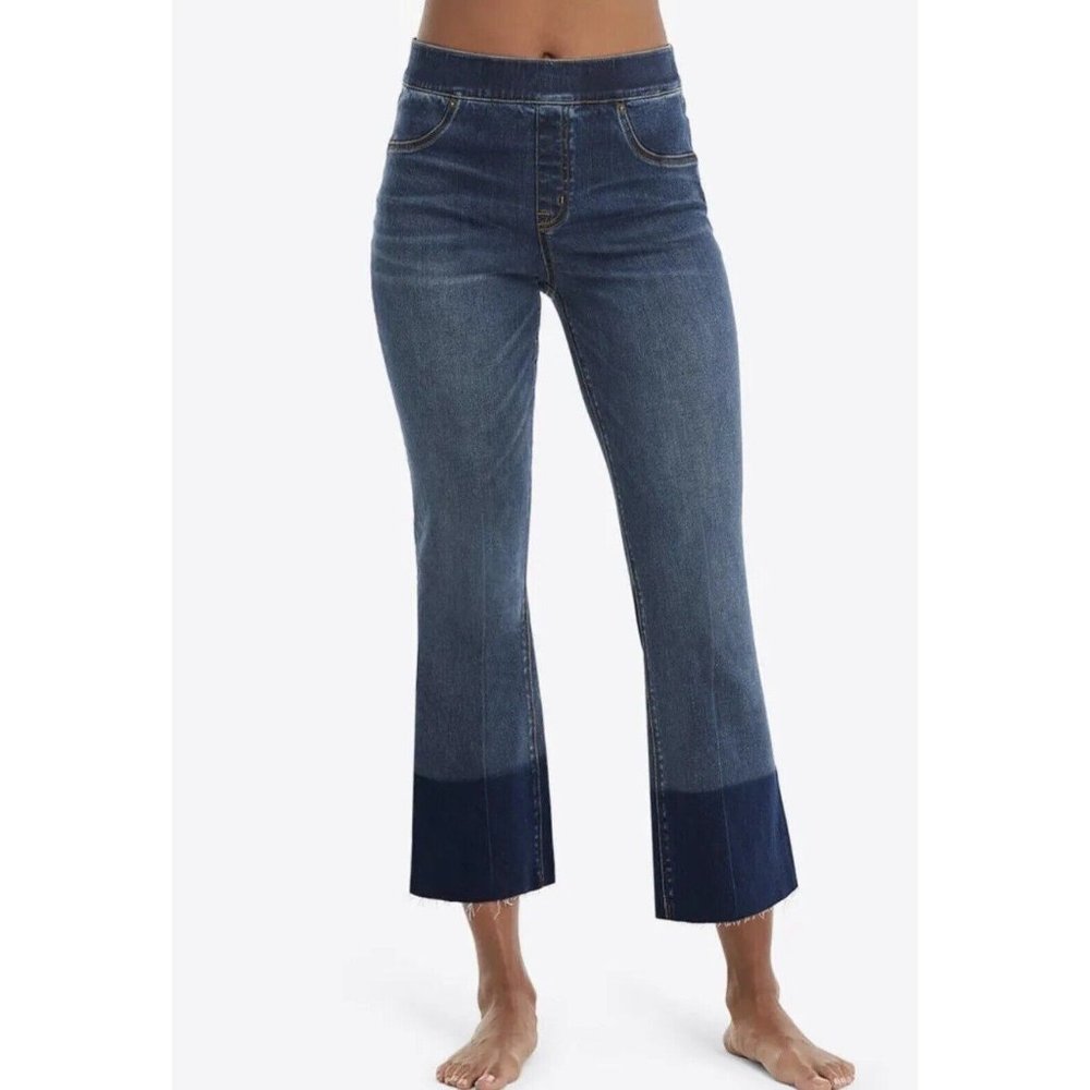 Spanx Women’s Denim Cropped Flare‎ Raw Hem Pull On Med Wash Jeans Sz S/P NWT